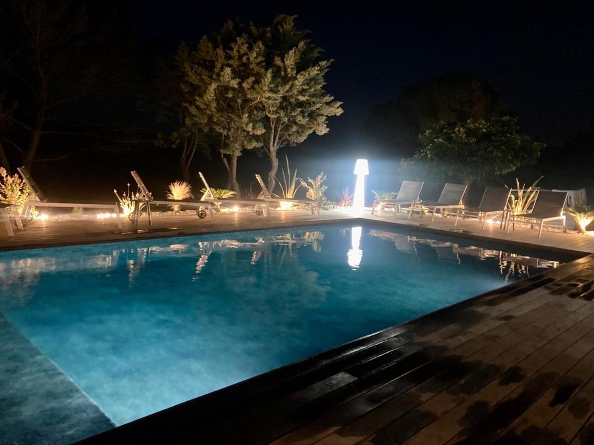 Magnifique Villa De Luxe Au Coeur De La Garrigue Nimes Exterior photo
